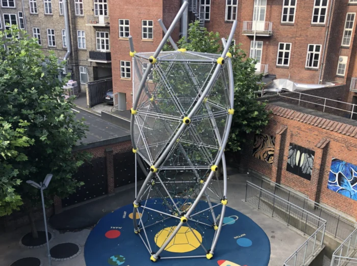 DNA Tower XL04
